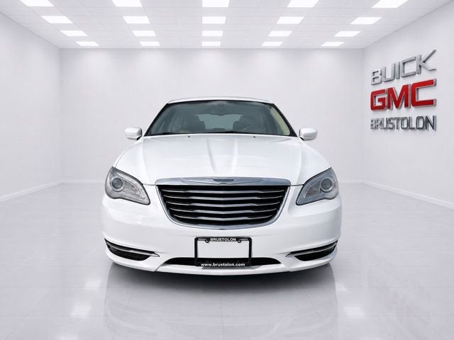 2012 Chrysler 200 Touring