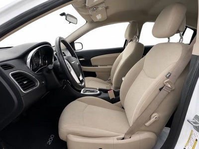 2012 Chrysler 200 Touring