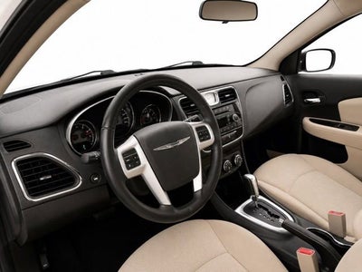 2012 Chrysler 200 Touring