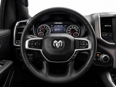 2019 RAM 1500 Big Horn/Lone Star Crew Cab 4x4 5'7" Box