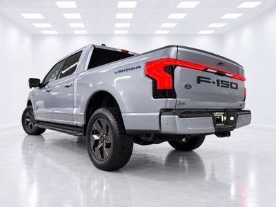 2022 Ford F-150 Lightning LARIAT