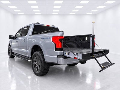 2022 Ford F-150 Lightning LARIAT