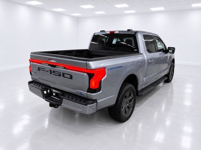2022 Ford F-150 Lightning LARIAT