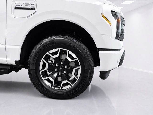 2022 Ford F-150 Lightning XLT