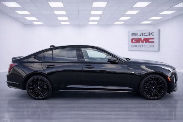 2022 Cadillac CT5 Sport