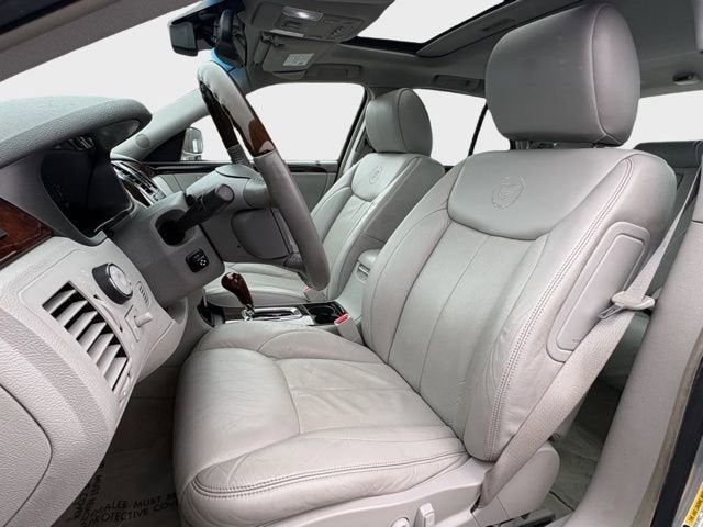 2010 Cadillac DTS w/1SD