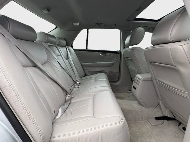 2010 Cadillac DTS w/1SD