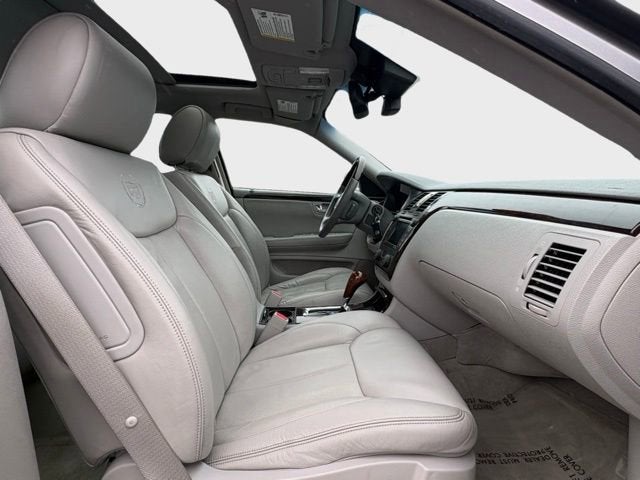 2010 Cadillac DTS w/1SD