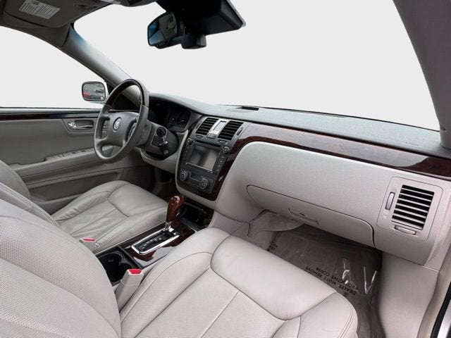 2010 Cadillac DTS w/1SD