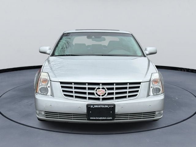 2010 Cadillac DTS w/1SD