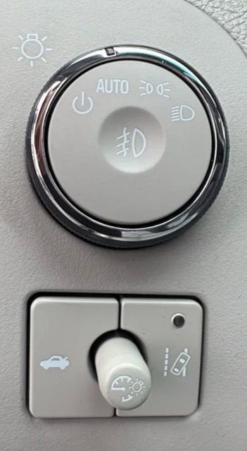 2010 Cadillac DTS w/1SD