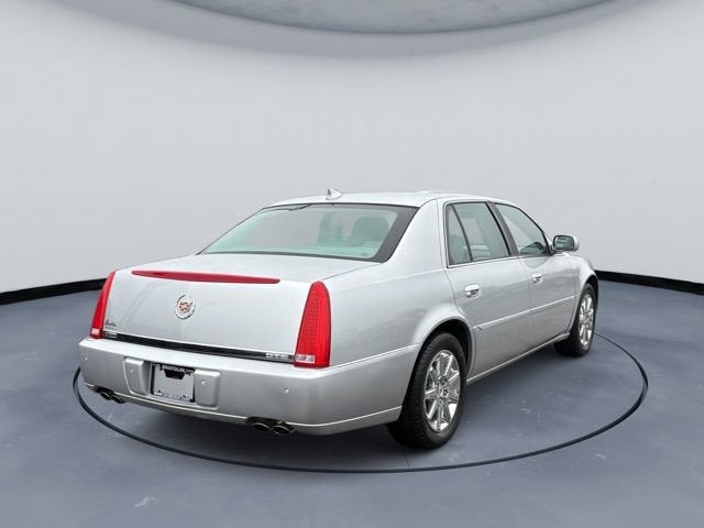 2010 Cadillac DTS w/1SD