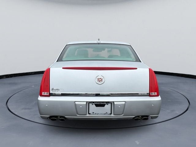 2010 Cadillac DTS w/1SD