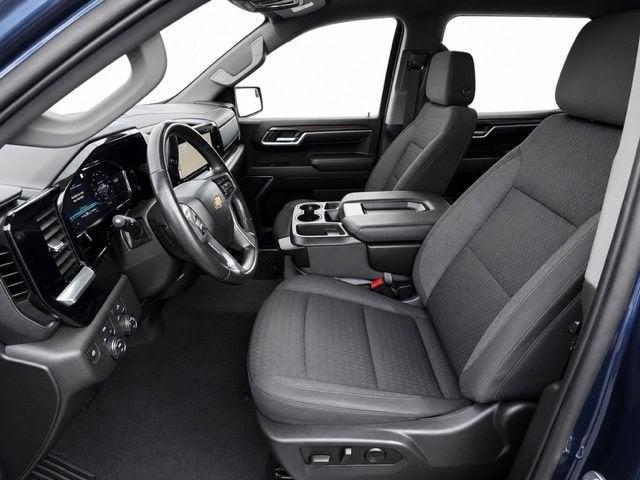 2022 Chevrolet Silverado 1500 LT (2FL)