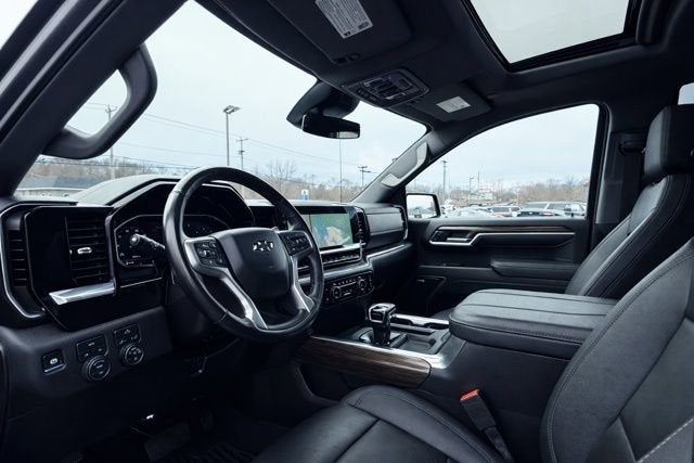 2025 Chevrolet Silverado 1500 RST