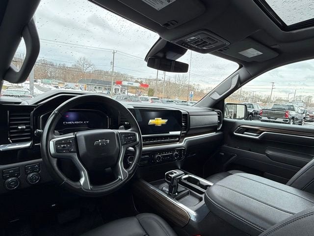 2025 Chevrolet Silverado 1500 RST