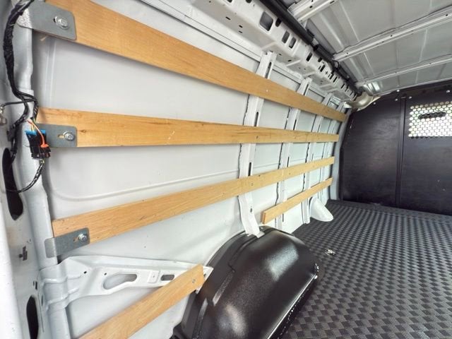 2023 Chevrolet Express Cargo 2500 WT