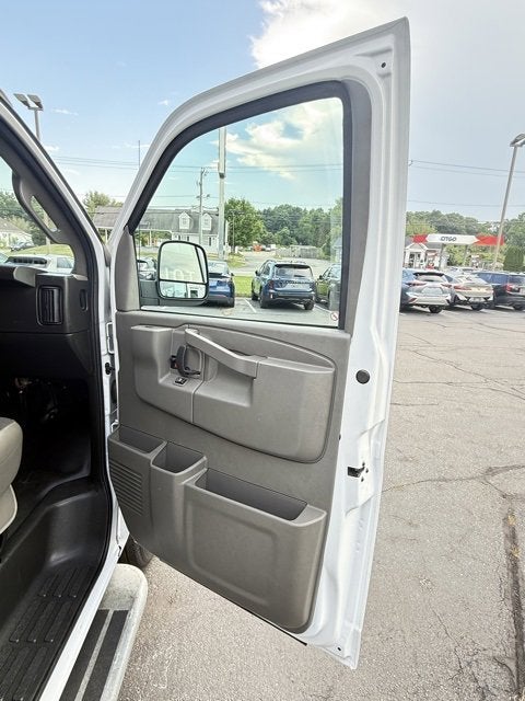 2023 Chevrolet Express Cargo 2500 WT