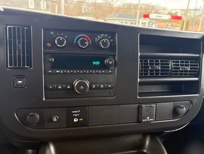 2024 Chevrolet Express Cargo 2500 WT