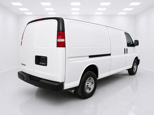 2024 Chevrolet Express Cargo 2500 WT