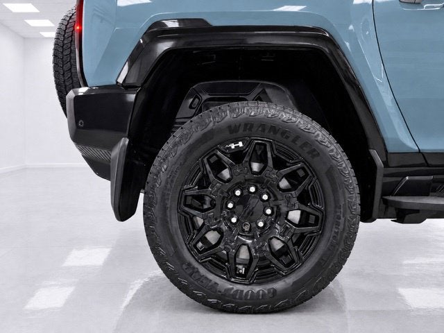 2024 GMC HUMMER EV SUV 2X