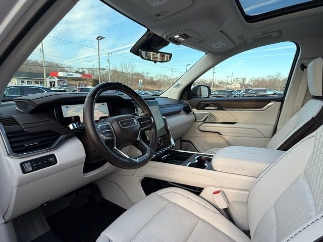 2025 GMC Acadia Denali