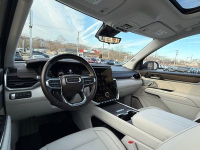 2025 GMC Acadia Denali