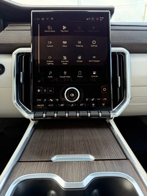 2025 GMC Acadia Denali