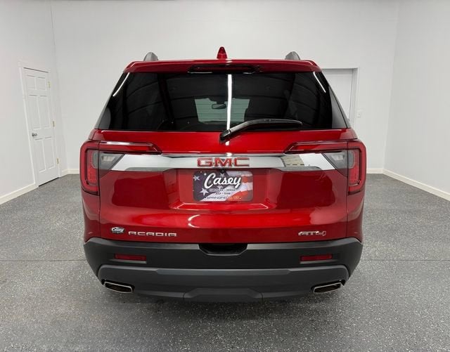 2023 GMC Acadia AT4