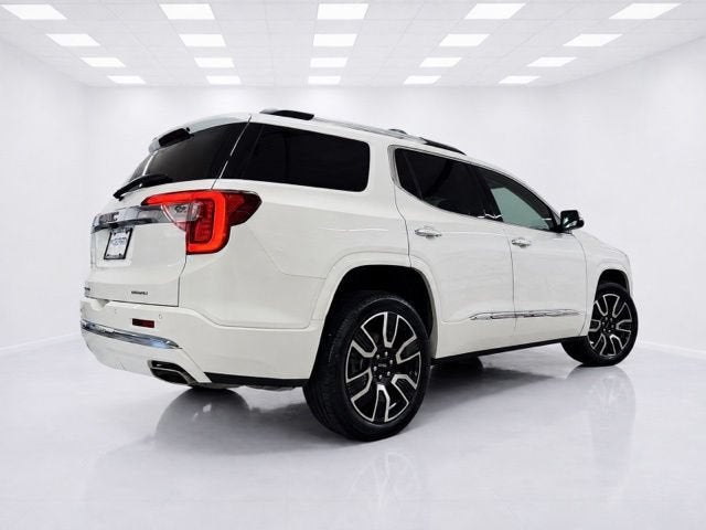 2020 GMC Acadia Denali