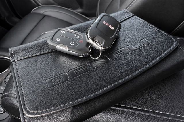 2021 GMC Acadia Denali