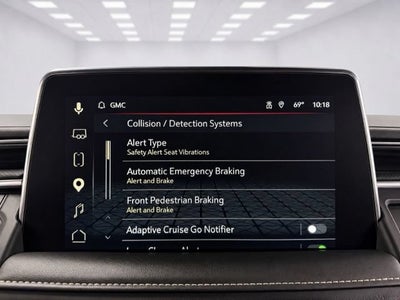 2023 GMC Yukon SLT