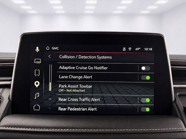2023 GMC Yukon SLT