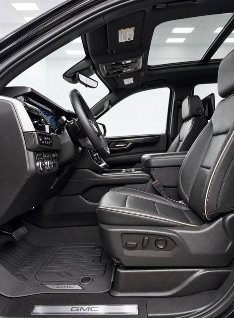 2025 GMC Yukon Elevation