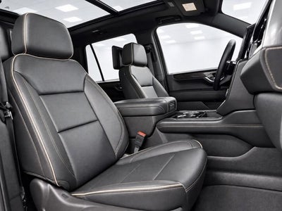 2025 GMC Yukon Elevation