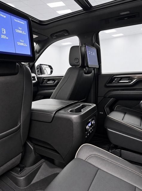 2025 GMC Yukon Elevation