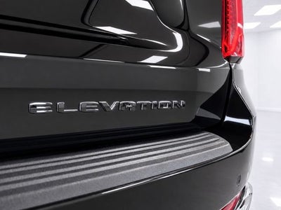 2025 GMC Yukon Elevation