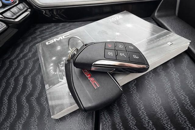 2024 GMC Yukon Denali