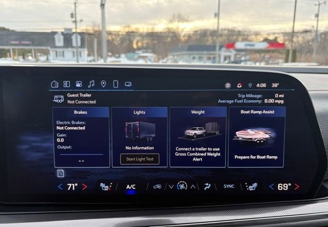 2025 Chevrolet Tahoe RST