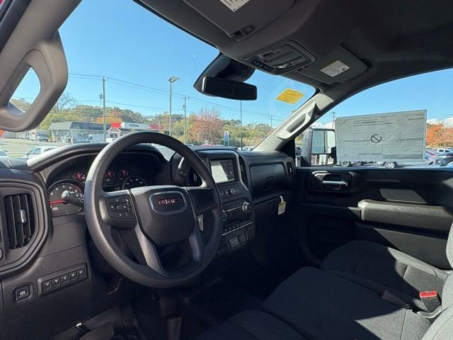 2025 GMC Sierra 2500 HD Pro