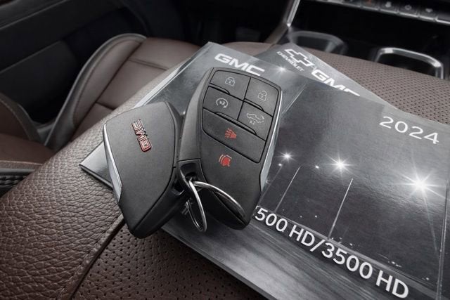 2024 GMC Sierra 2500 HD Denali