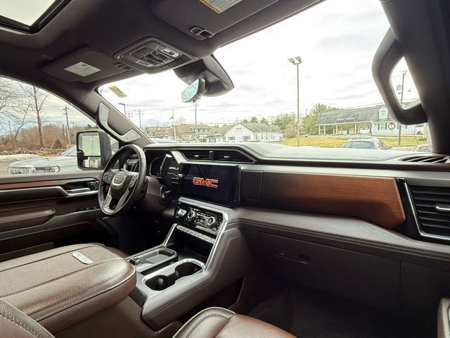 2024 GMC Sierra 3500 HD Denali