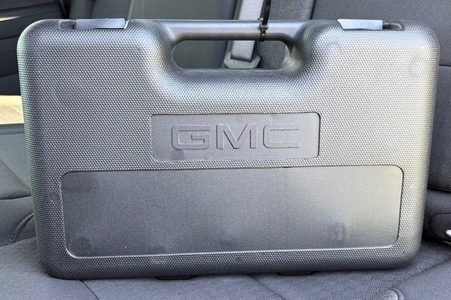 2026 GMC Sierra 3500 HD SLE DRW