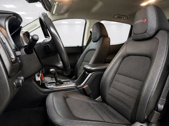 2021 GMC Canyon 4WD AT4 w/Cloth