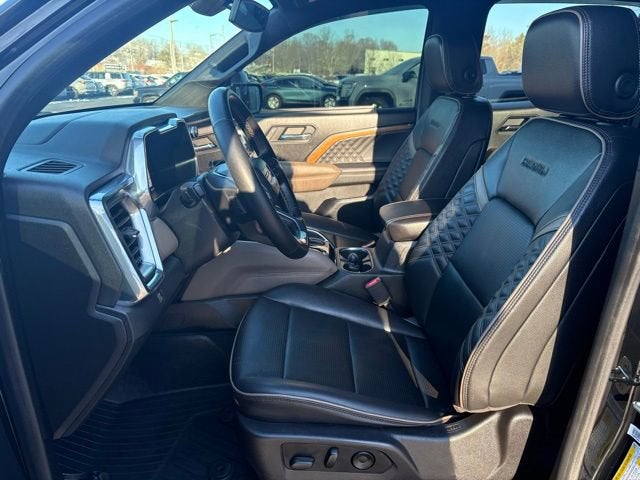 2023 GMC Canyon Denali