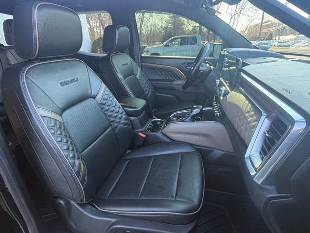 2023 GMC Canyon Denali