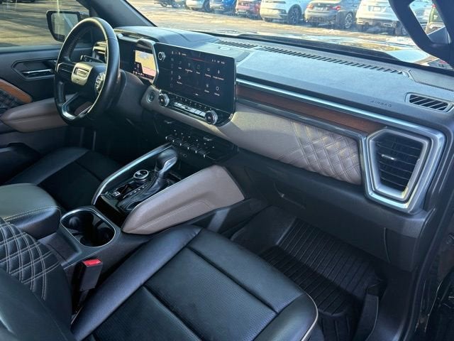 2023 GMC Canyon Denali