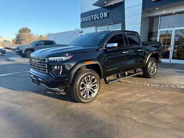 2023 GMC Canyon Denali