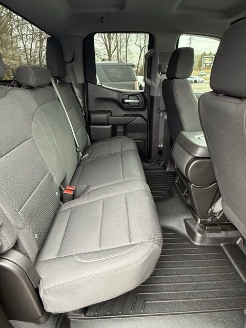 2023 GMC Sierra 1500 Pro