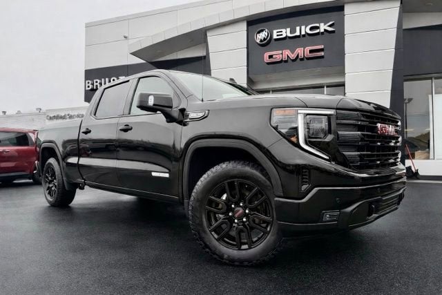 2025 GMC Sierra 1500 Elevation